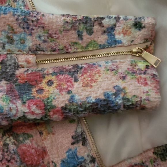 Jacket - Picture 8 of 8